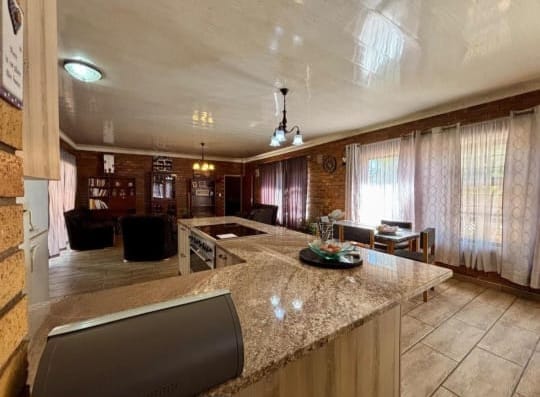 4 Bedroom Property for Sale in Hillcrest Northern Cape